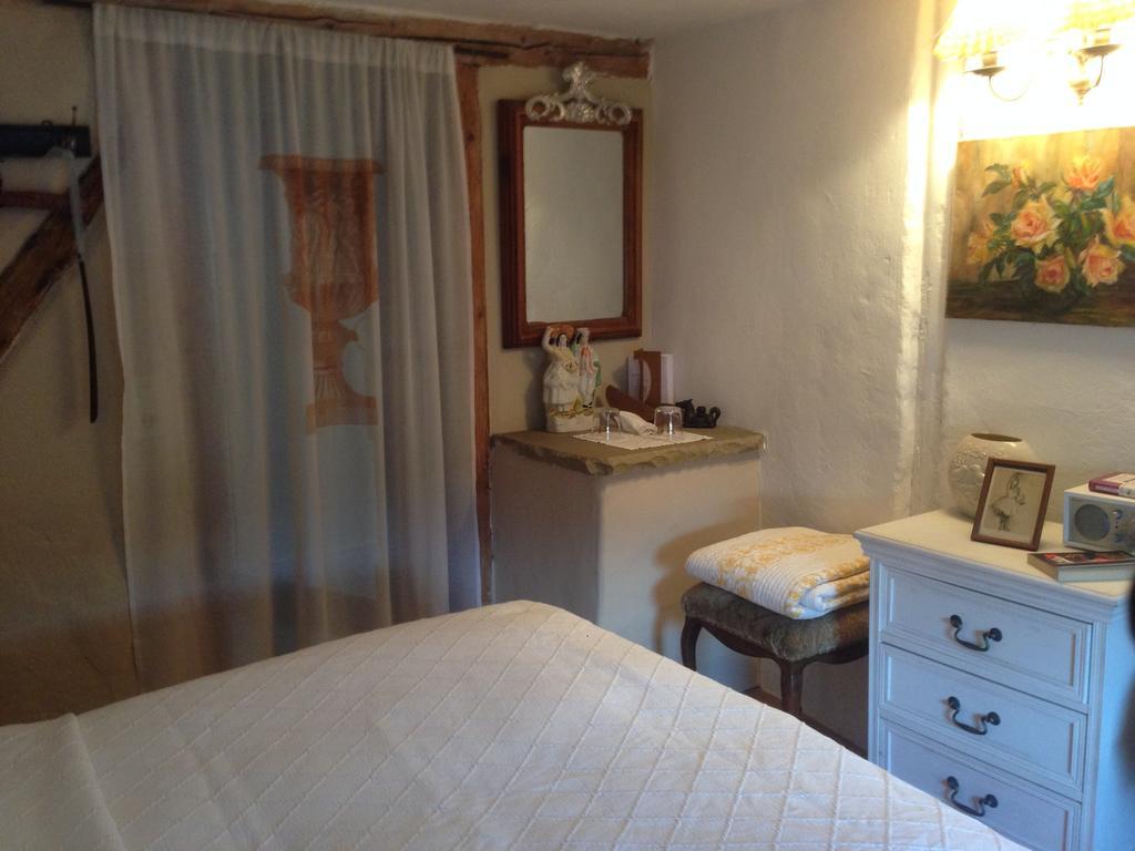 All Seasons Bed & Breakfast Kerpen  객실 사진